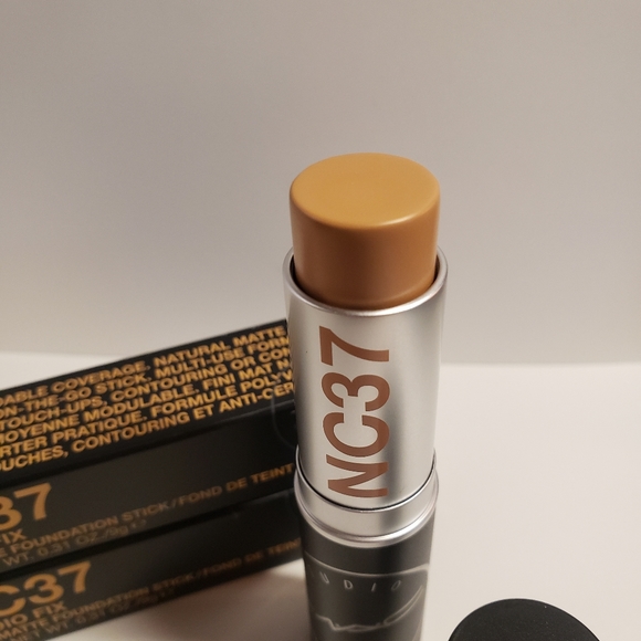 MAC Studio Fix Soft Matte Foundation Stick *NC37* - Picture 1 of 4